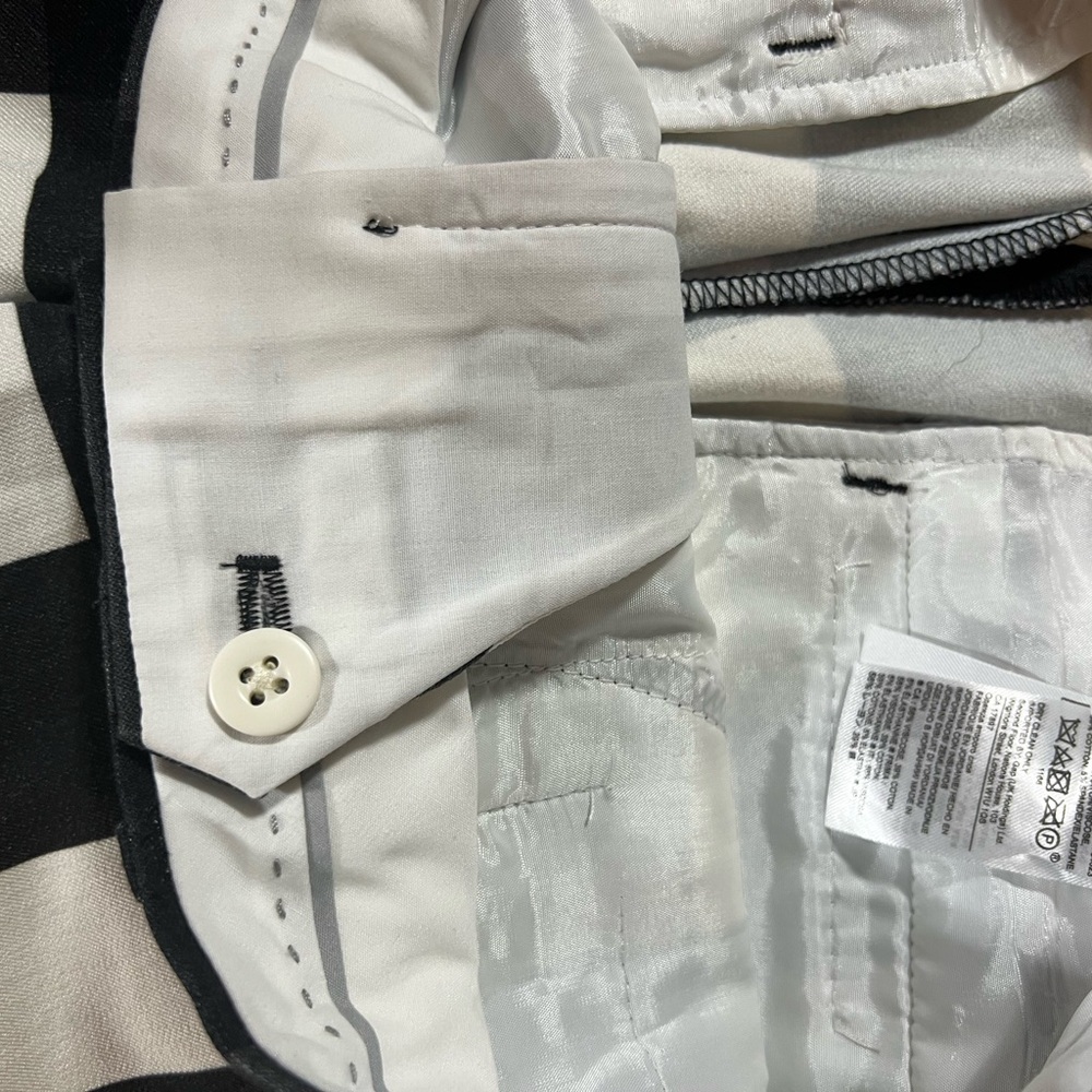 Banana Republic Chic Black and White Checkered Pants - Picture 5 of 10